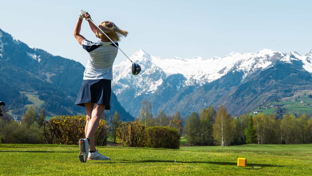 Golfen Golf spielen Zell am See Berge