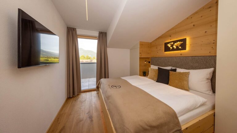 Penthouse Schlafzimmer Doppelbett Terrasse